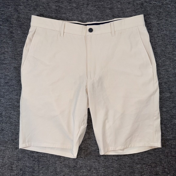 Johnnie-O Men Mulligan Performance Woven Short Golf Chino Stone Beige Sz 40 NEW - Picture 2 of 10